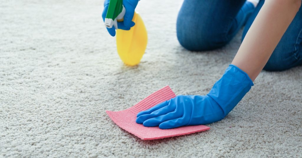 How to Clean Carpet at Home Without a Machine